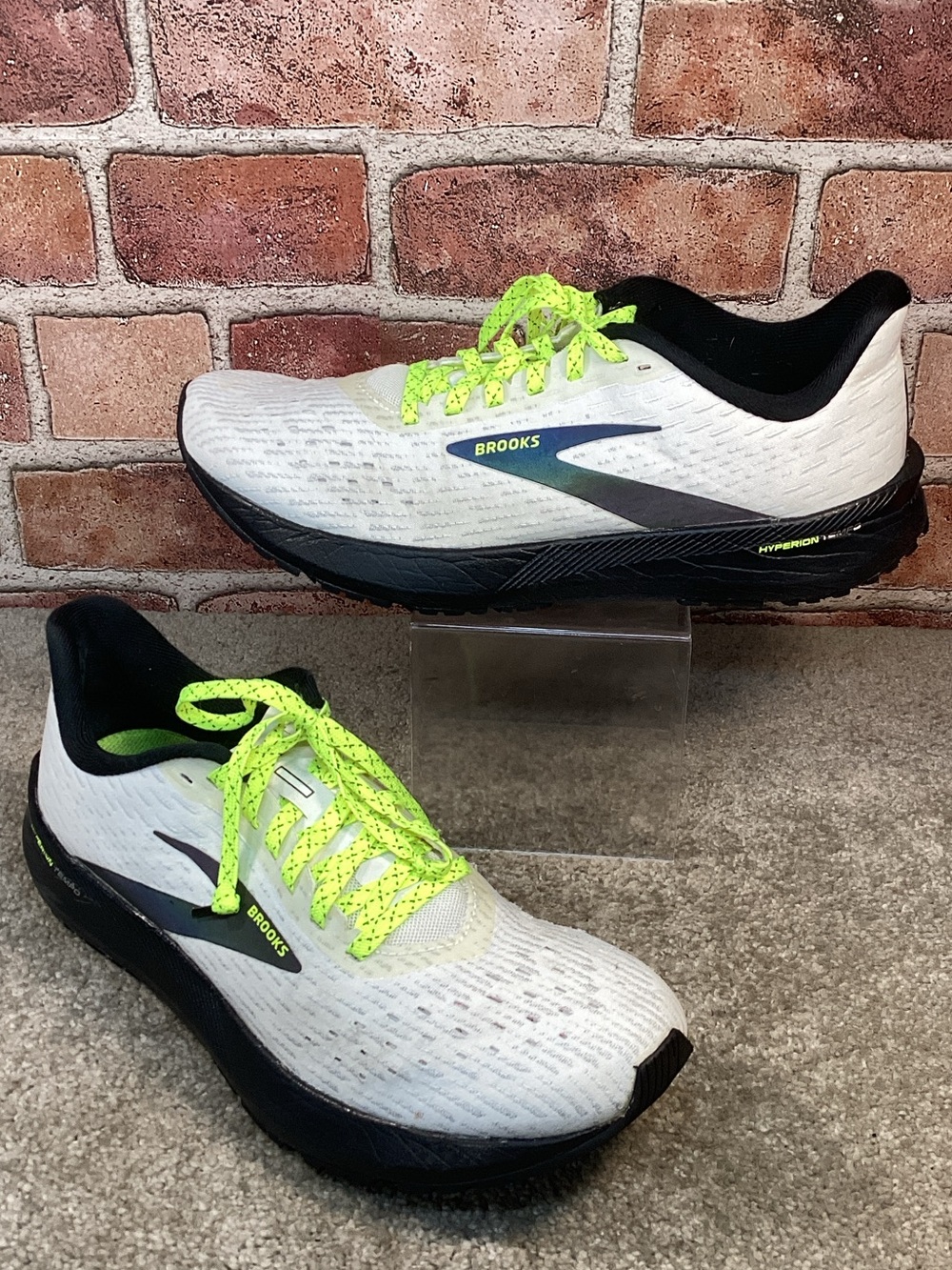 Brooks Hyperion Tempo Run Visible women’s running shoes sneakers size 9.5